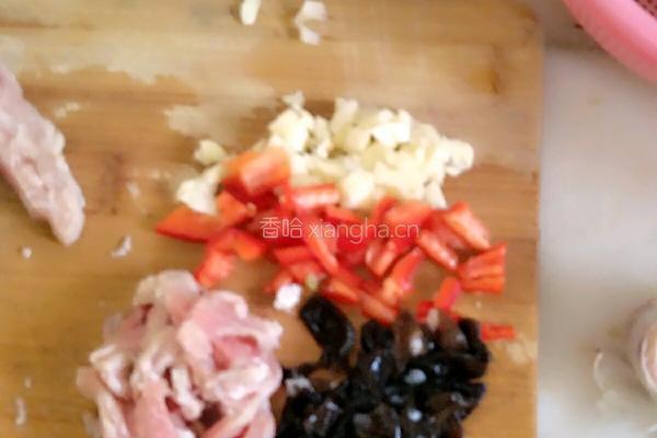 毛豆米炒肉丝的做法图解3