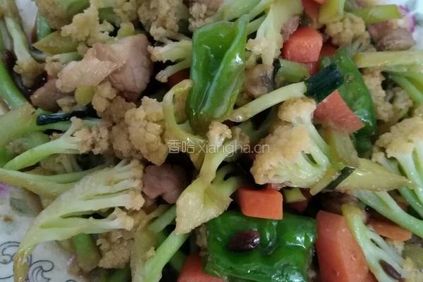 花菜炒肉块的做法图解4