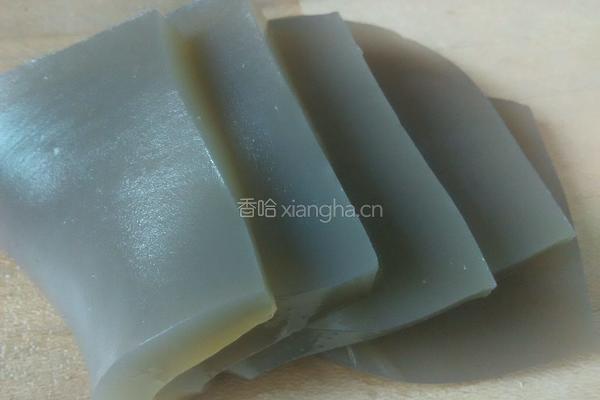 凉拌红薯凉粉的做法图解2