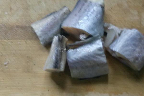 烧鳕鱼的做法图解1