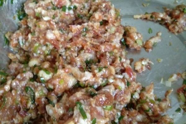 猪肉青菜馅饺子的做法图解3