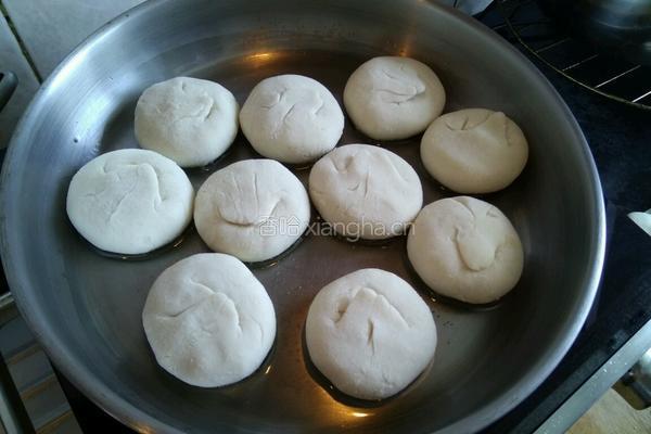 雪菜笋梢猪肉塌饼（独家料理）的做法图解12