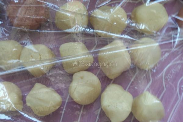 荷花酥的做法图解1