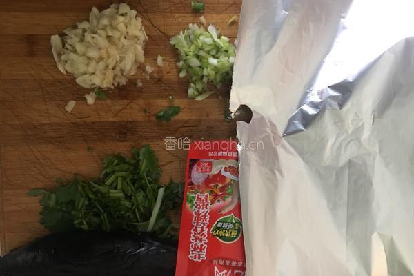 锡纸茄子（电饼档板）的做法图解1