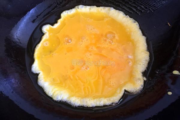 胡萝卜炒鸡蛋的做法图解3