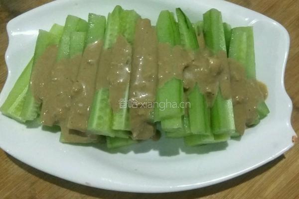 蒜蓉麻酱黄瓜的做法图解4