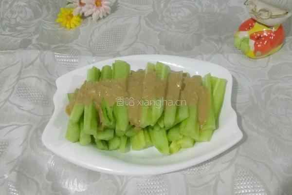 蒜蓉麻酱黄瓜的做法图解5