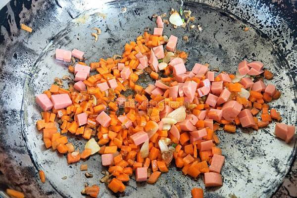 经典蛋炒饭的做法图解6