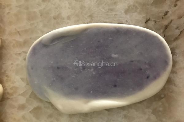 紫薯蛋黄酥的做法图解9