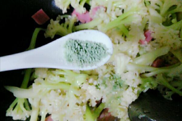 火腿炒西兰花的做法图解6