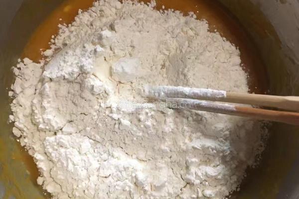 南瓜花卷的做法图解2