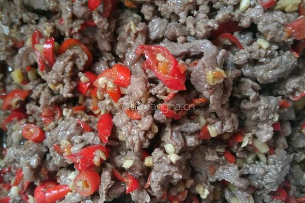 小米辣炒牛肉的做法图解6