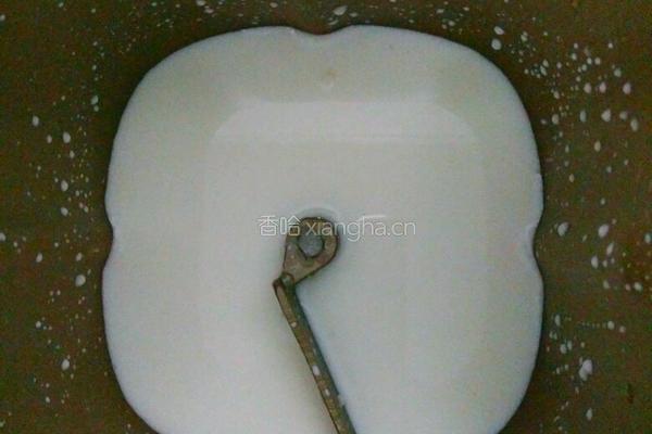 红枣酸奶的做法图解3