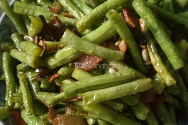 腊肉炒豇豆的做法图解8