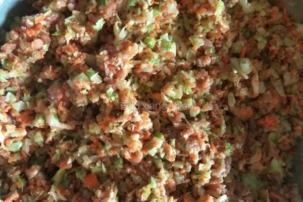 蔬菜汁饺子的做法图解6