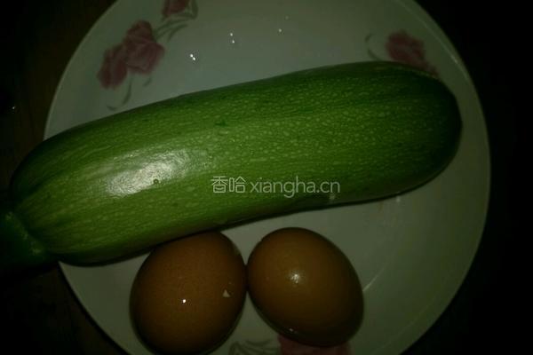 西葫芦炒鸡蛋的做法图解1