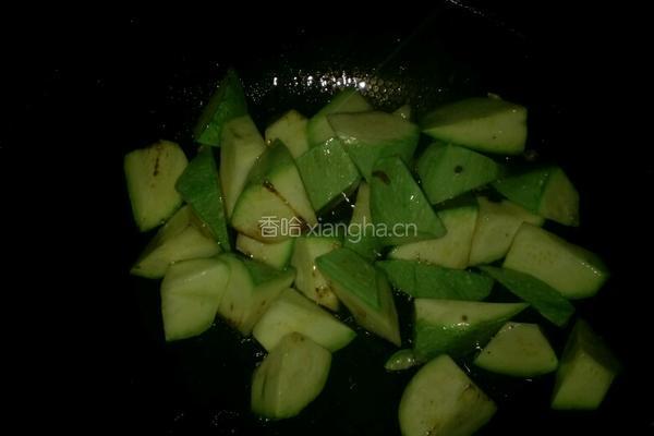 西葫芦炒鸡蛋的做法图解6