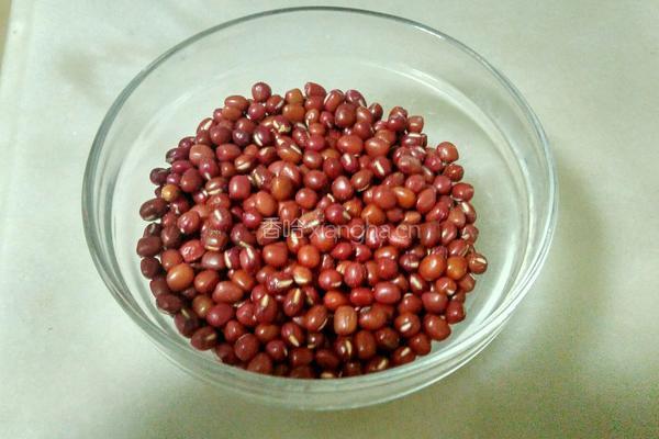 红豆粥的做法图解2