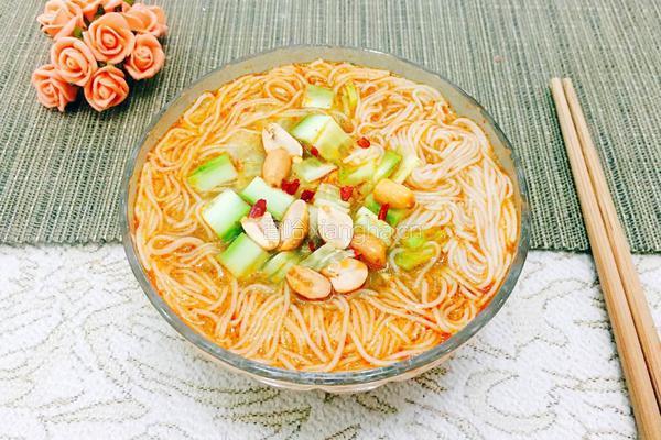 酸辣粉丝