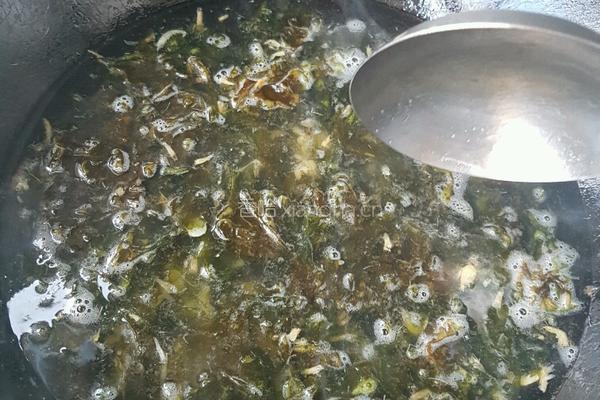 紫菜蛋花汤的做法图解4
