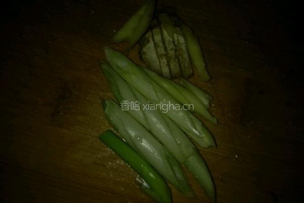 鸡心炒黄瓜的做法图解4