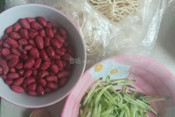 自制凉面的做法图解1
