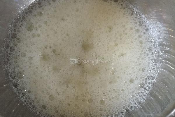 八寸标准戚风的做法图解2