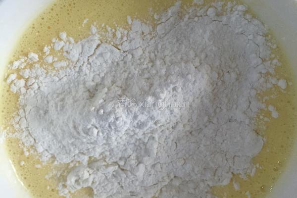 八寸标准戚风的做法图解8