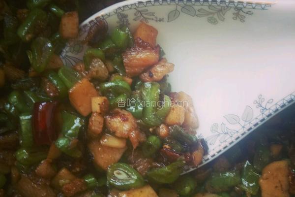 蘑菇豆角肉丁拌面的做法图解6