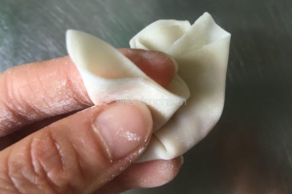 馄饨的包法的做法图解12