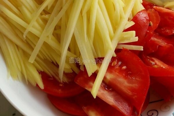 番茄土豆丝的做法图解1