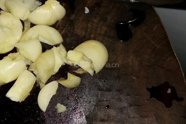 大蒜豇豆的做法图解2