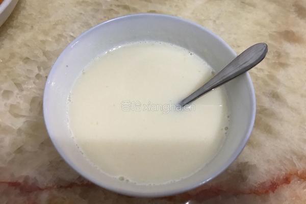 可乐酸奶慕斯蛋糕的做法图解3