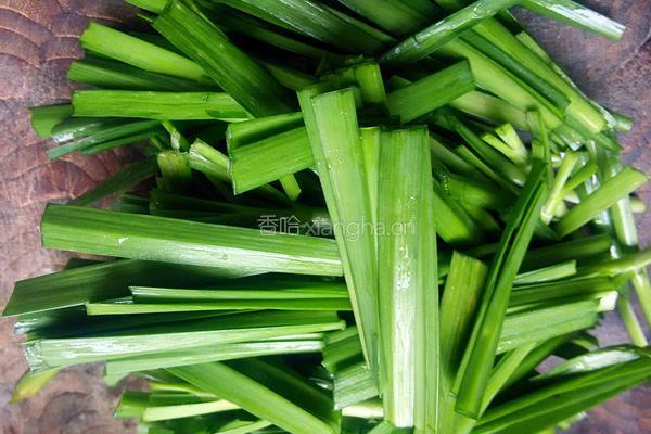 韭菜炒鸡蛋的做法图解2
