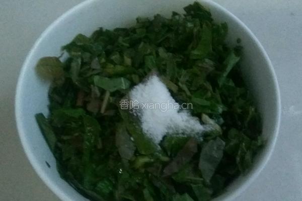 香椿鸡蛋饼的做法图解2