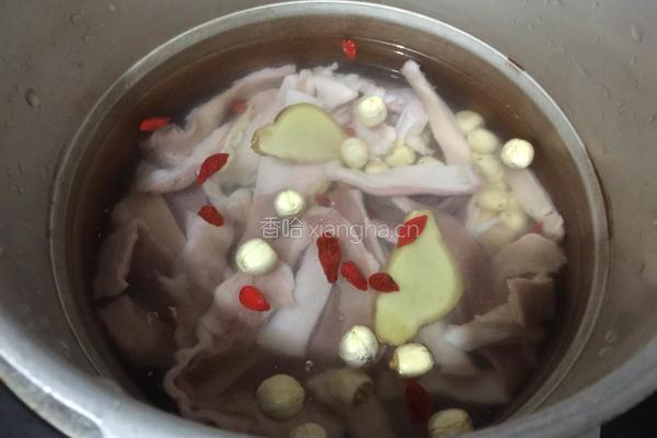 猪肚莲子汤（高压锅版）的做法图解10