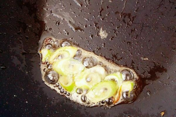 酸汤水饺的做法图解9
