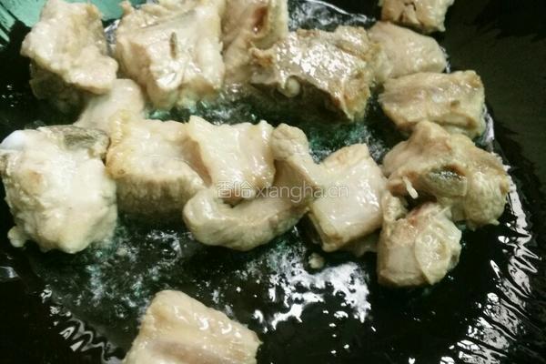糖醋排骨的做法图解4