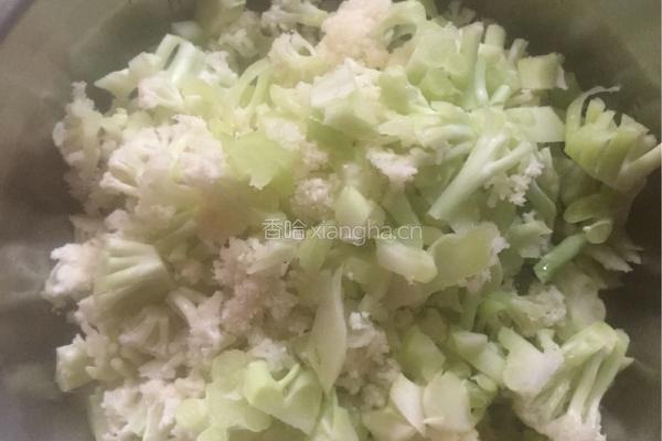 土豆，包菜，肉沫，蘑菇，花菜包子馅的做法图解3