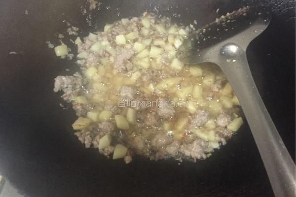 土豆，包菜，肉沫，蘑菇，花菜包子馅的做法图解5