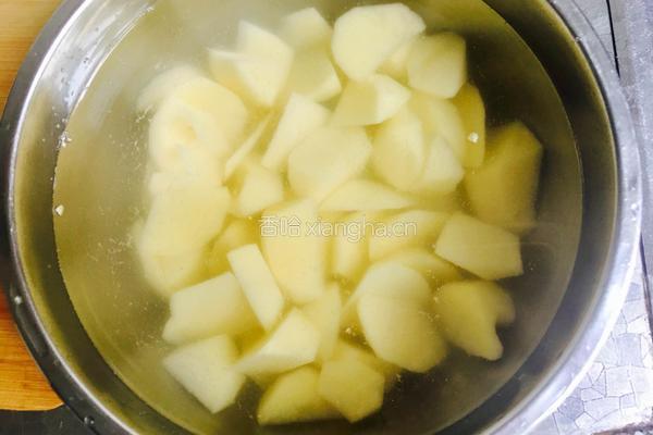 香菇焖土豆的做法图解5