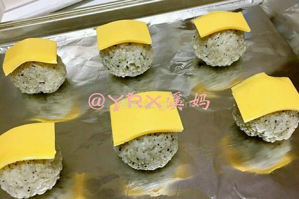 头顶芝士的烤饭团的做法图解5