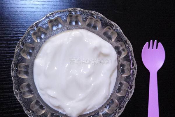 抹茶蜜豆酸奶的做法图解1
