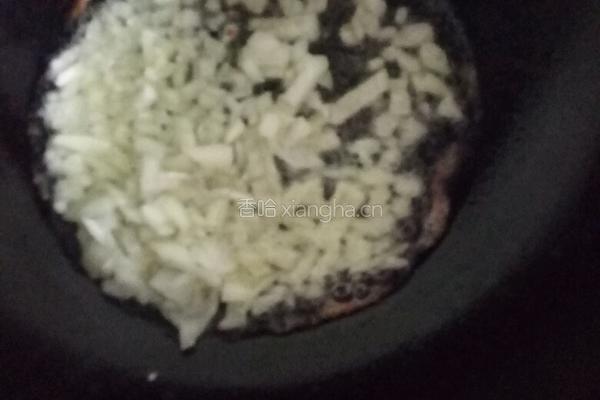 豆瓣酱鸡蛋炒米饭的做法图解3