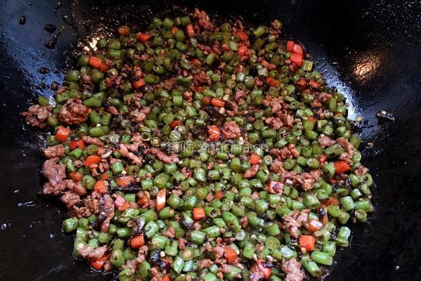 榄菜肉末炒豆角的做法图解10