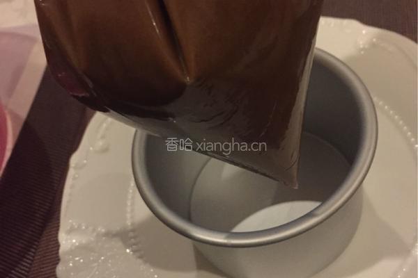 巧克力熔岩蛋糕的做法图解4