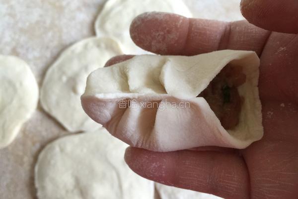 麦穗包子(牛肉萝卜馅儿)的做法图解11
