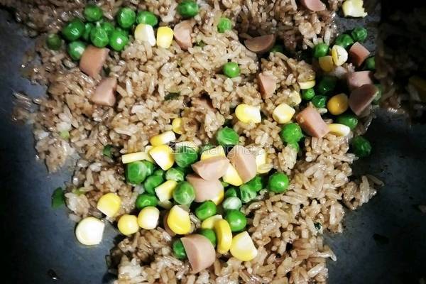 酱油炒饭的做法图解8