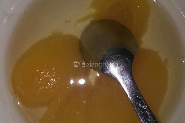 冰糖枇杷的做法图解3