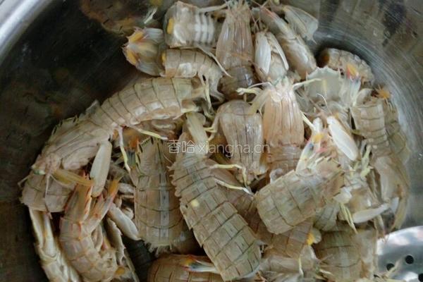 酱炒皮皮虾的做法图解2